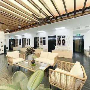 The Snooze Marine Parade Hotel Singapore