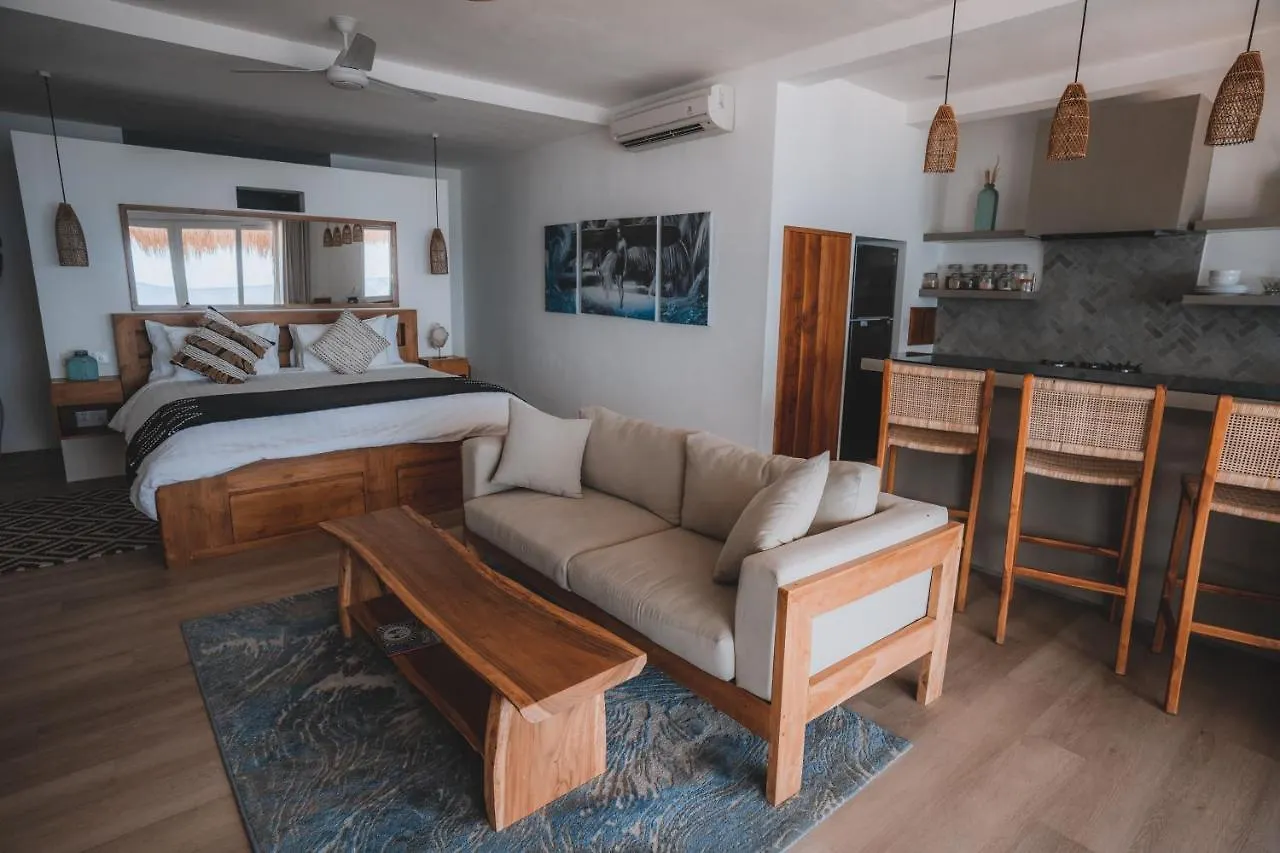 Legends Beachfront Resort Uluwatu   Uluwatu (Bali)