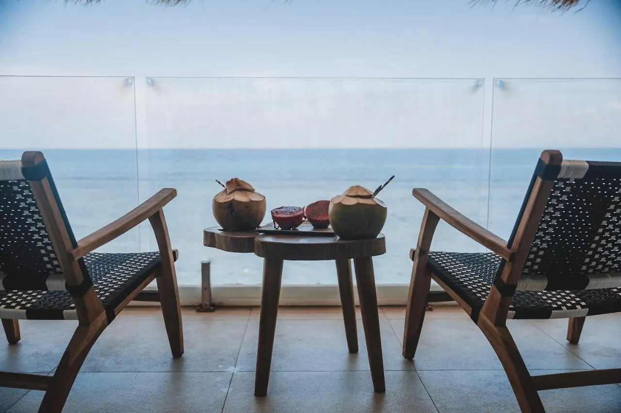 Legends Beachfront Resort Uluwatu  Uluwatu (Bali)